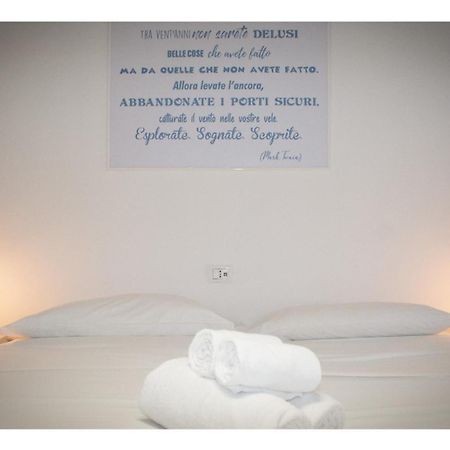 Ostia Holiday La Dolce Sosta Екстер'єр фото
